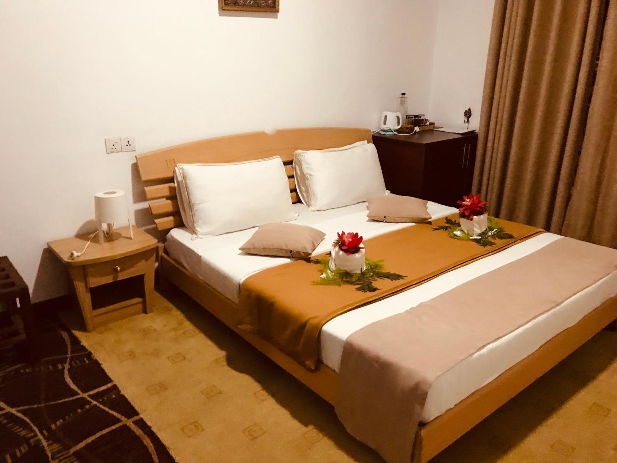 נוארה אליה Marigold Home מראה חיצוני תמונה
