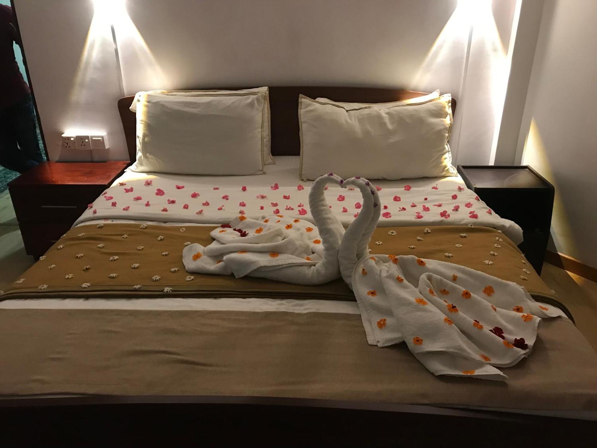 נוארה אליה Marigold Home מראה חיצוני תמונה