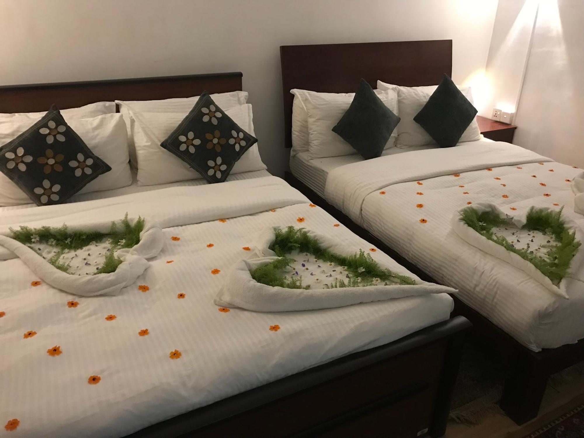 נוארה אליה Marigold Home מראה חיצוני תמונה