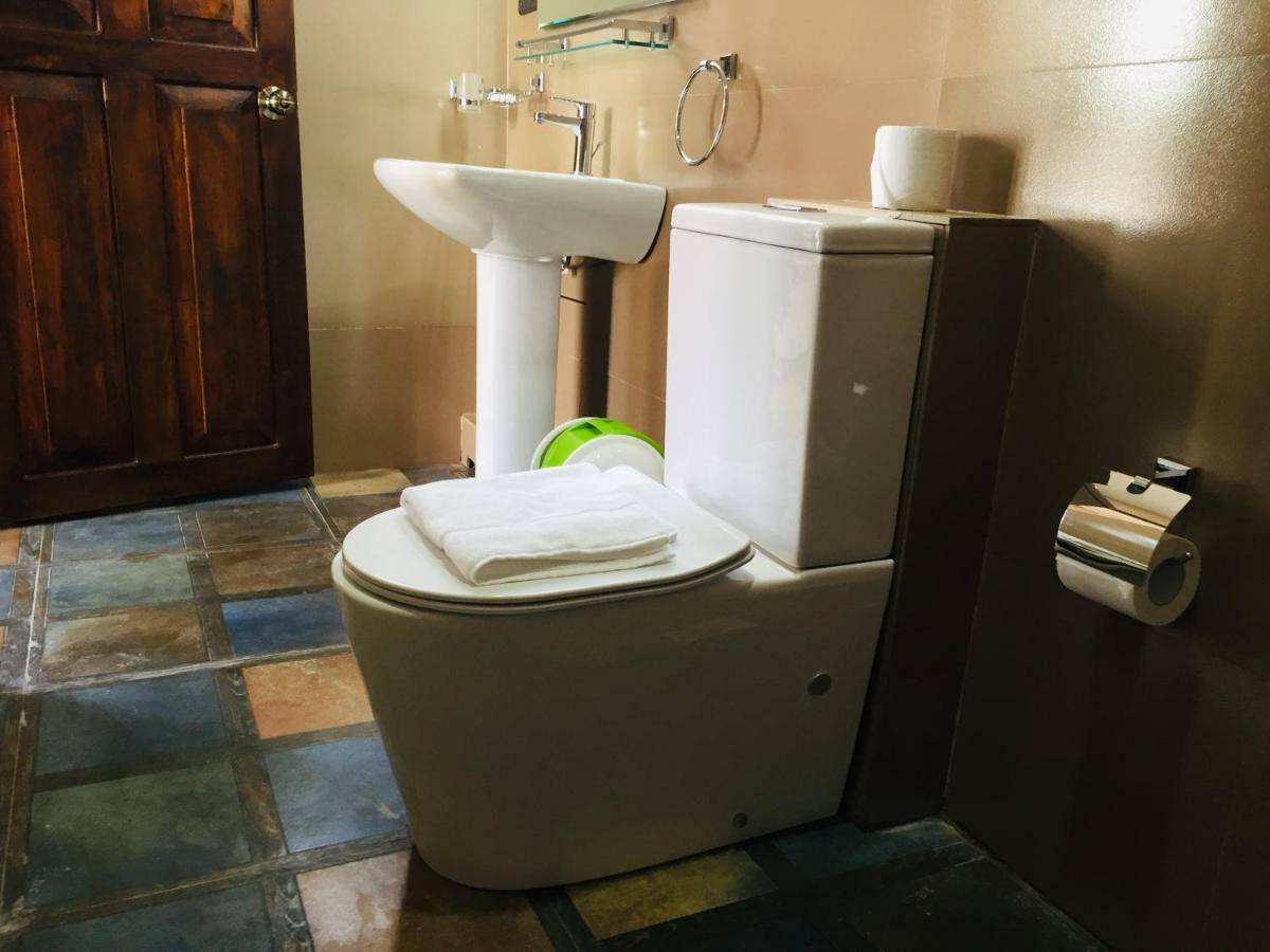 נוארה אליה Marigold Home מראה חיצוני תמונה